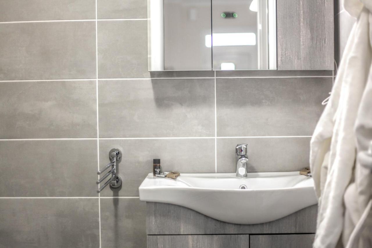 Del Sol #2 Meteora Luxurious Family Suites Καλαμπάκα Εξωτερικό φωτογραφία