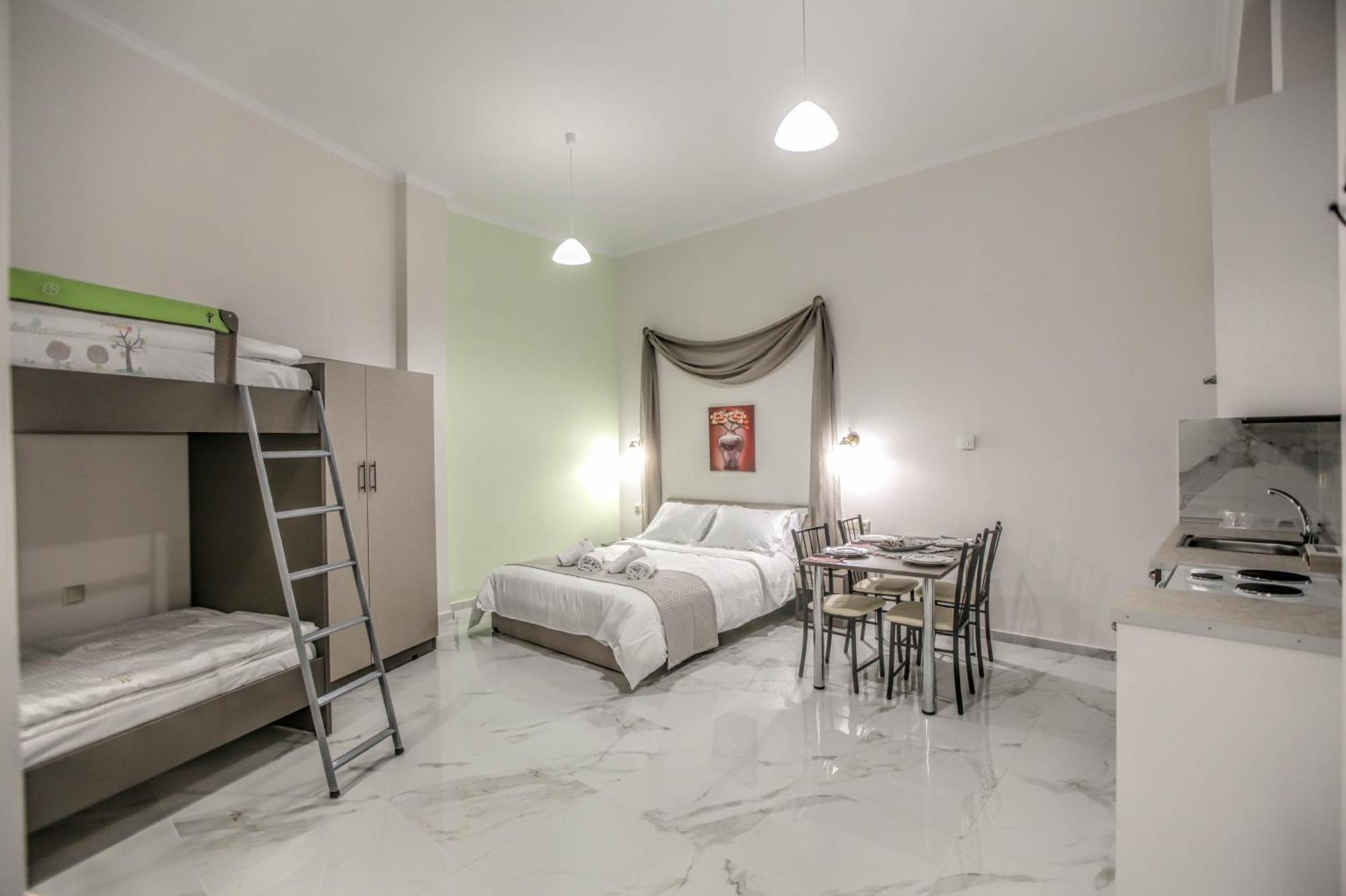 Del Sol #2 Meteora Luxurious Family Suites Καλαμπάκα Εξωτερικό φωτογραφία